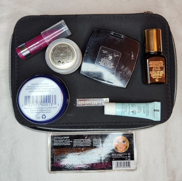 9pc Lot makeup sample case - Picture 2 of 10